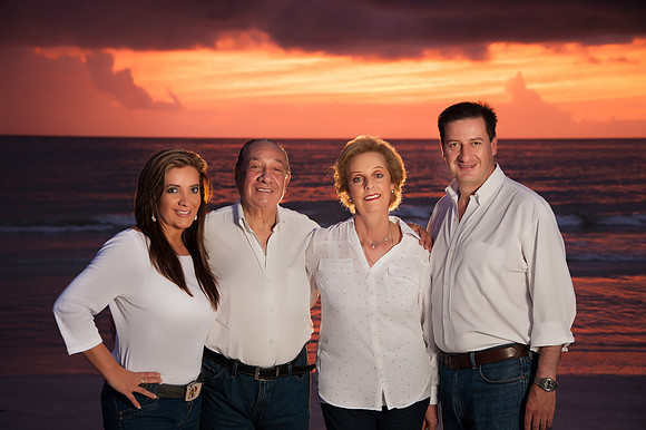 SN Shots Photography Family Photos on location   - Beach Tampa